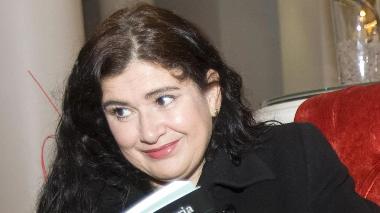 Acusan de plagio a Lucía Etxebarria en Twitter por «fusilar» varios textos para su último libro