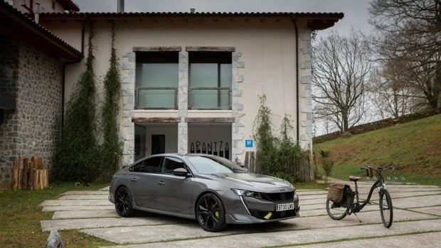 De ruta con el 508 Peugeot Sport Engineered: potencia y buenas sensaciones