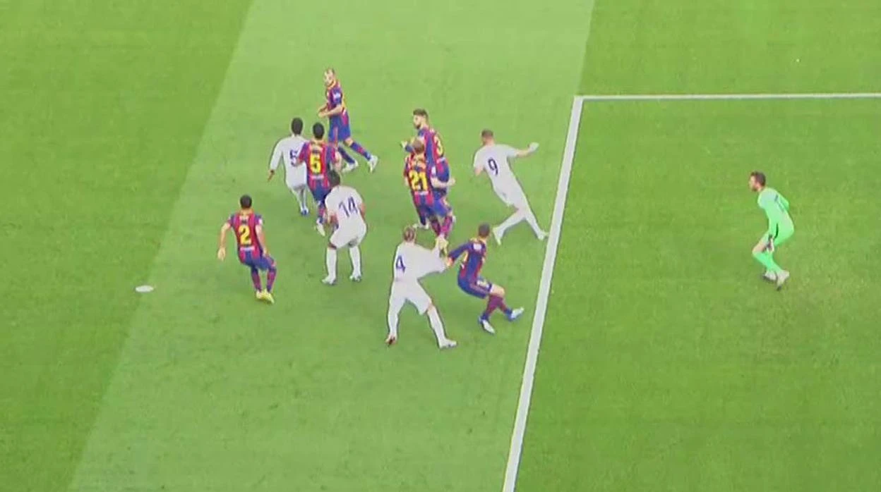 El Betis entra en la polémica del penalti en el clásico