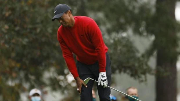 El descalabro de Tiger Woods en el hoyo 12: tres bolas al agua y un séptuple bogey