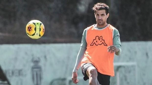 Cesc: «Me pone triste el trato a las leyendas del Barça»