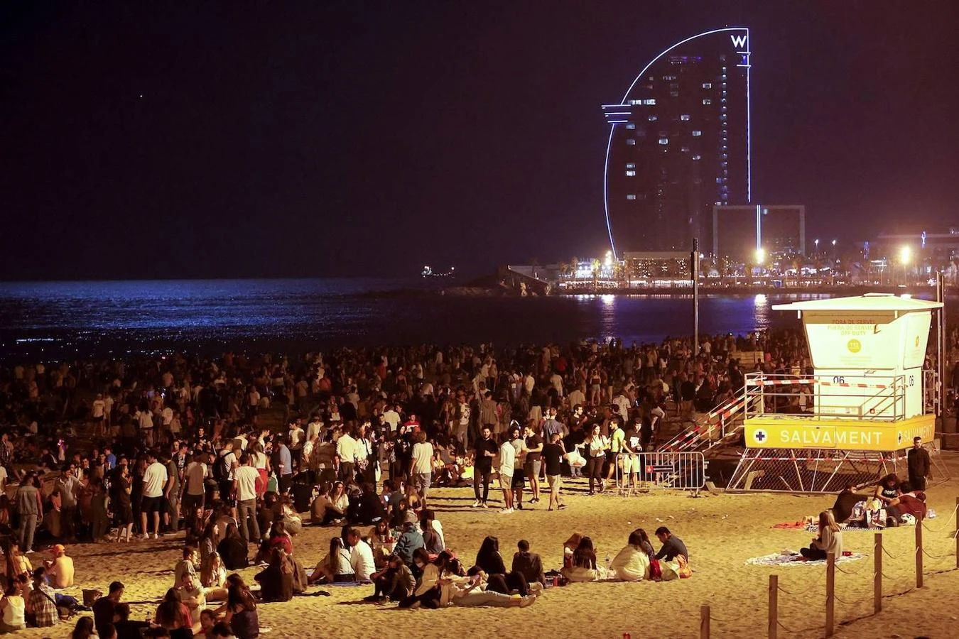 La noche de San Juan, en imágenes