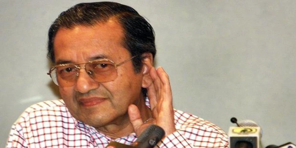 Un ex primer ministro malayo: «Los musulmanes tienen derecho a matar franceses»