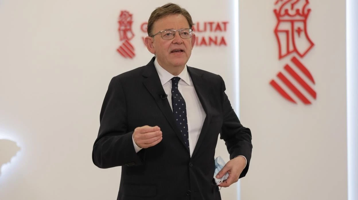 Ximo Puig pide usar la mascarilla ante la duda tras la flexibilización de su uso en exteriores
