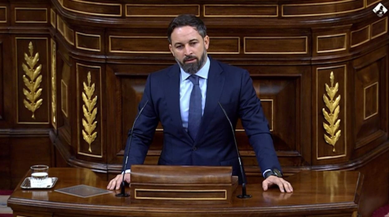Abascal, a las diputadas de Podemos: «Ustedes no representan a las mujeres»