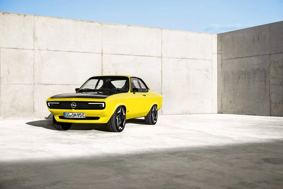 El icónico Opel Manta regresa en modo eléctrico