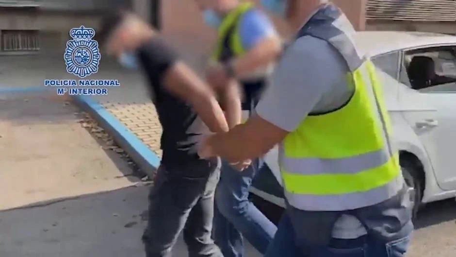 La Policía detiene a un fugitivo buscado por Venezuela por un doble homicidio