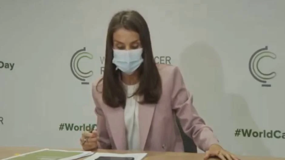 La Reina preside el acto oficial del Día Mundial contra el Cáncer