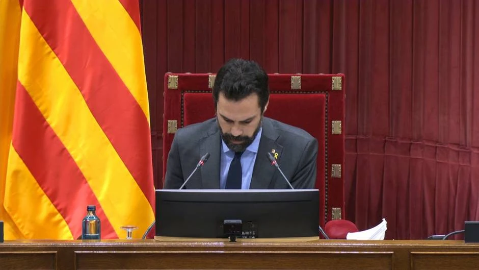 Torrent comunica al pleno que las elecciones serán el 14 de febrero