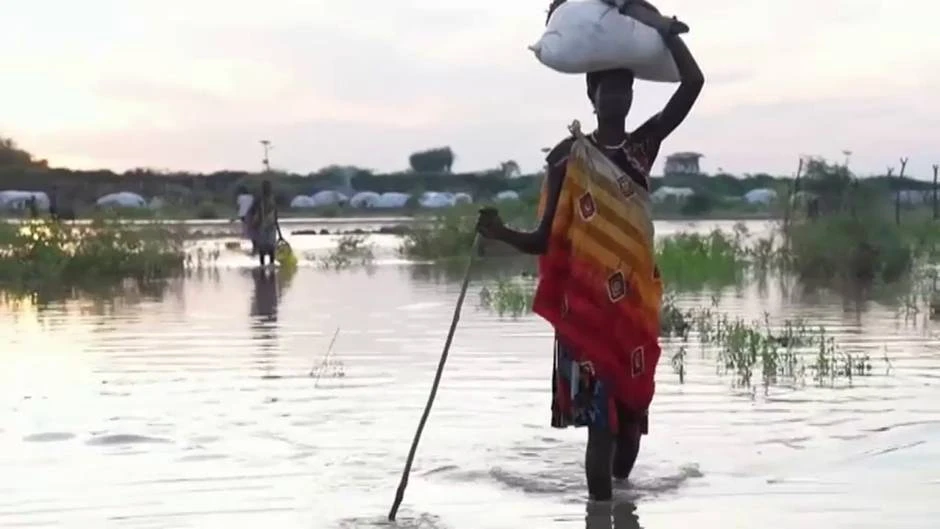 Las inundaciones en Sudán del Sur causan el éxodo de miles de personas