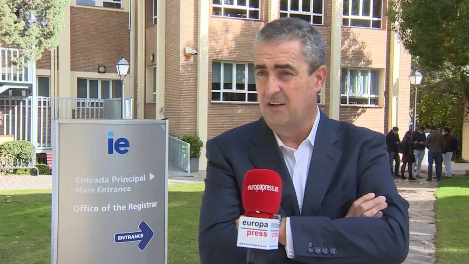 Economista cree que restricciones podrían provocar pérdida del 20% del PIB en Madrid