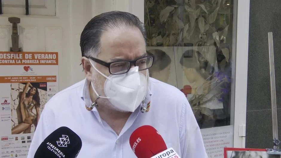 Comerciantes cántabros rechazan que el cartel de un desfile solidario sea 