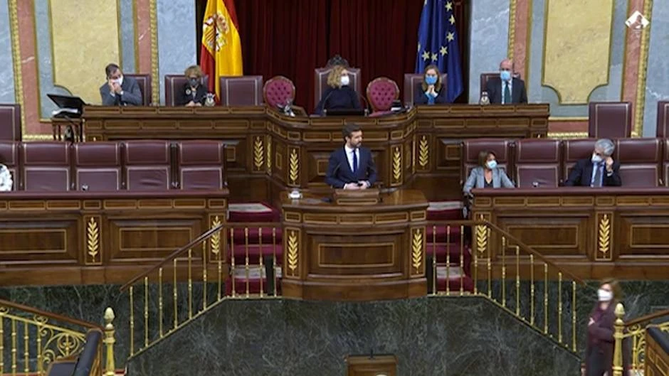 Casado critica que Montero hable de 