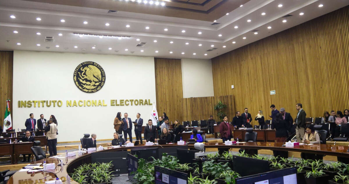 INE aprueba difusión de candidatos en elección judicial; no aparecerán en radio y TV