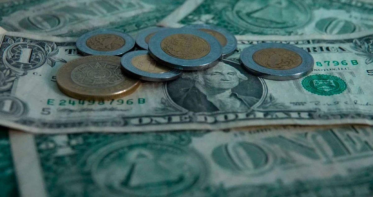 La moneda mexicana gana 1.18% en la semana y toca su mejor nivel desde agosto de 2024
