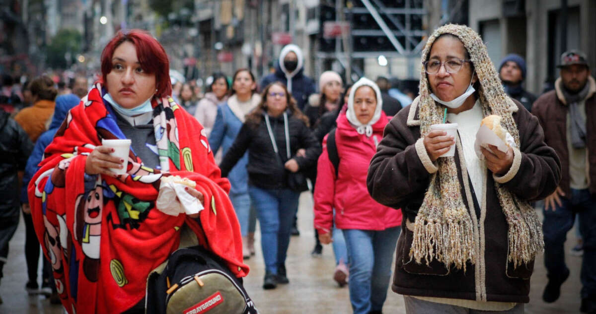 El frente frío 23 provoca lluvias, bajas temperaturas y nevadas en regiones de México