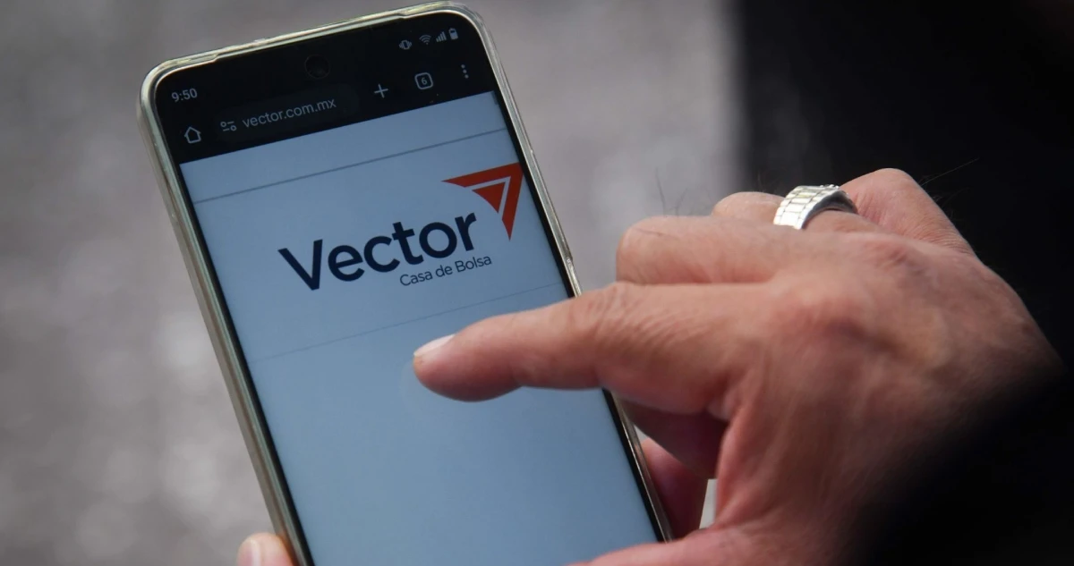 Vector, sancionada por EU, anuncia transferencia de cuentas y activos a Finamex