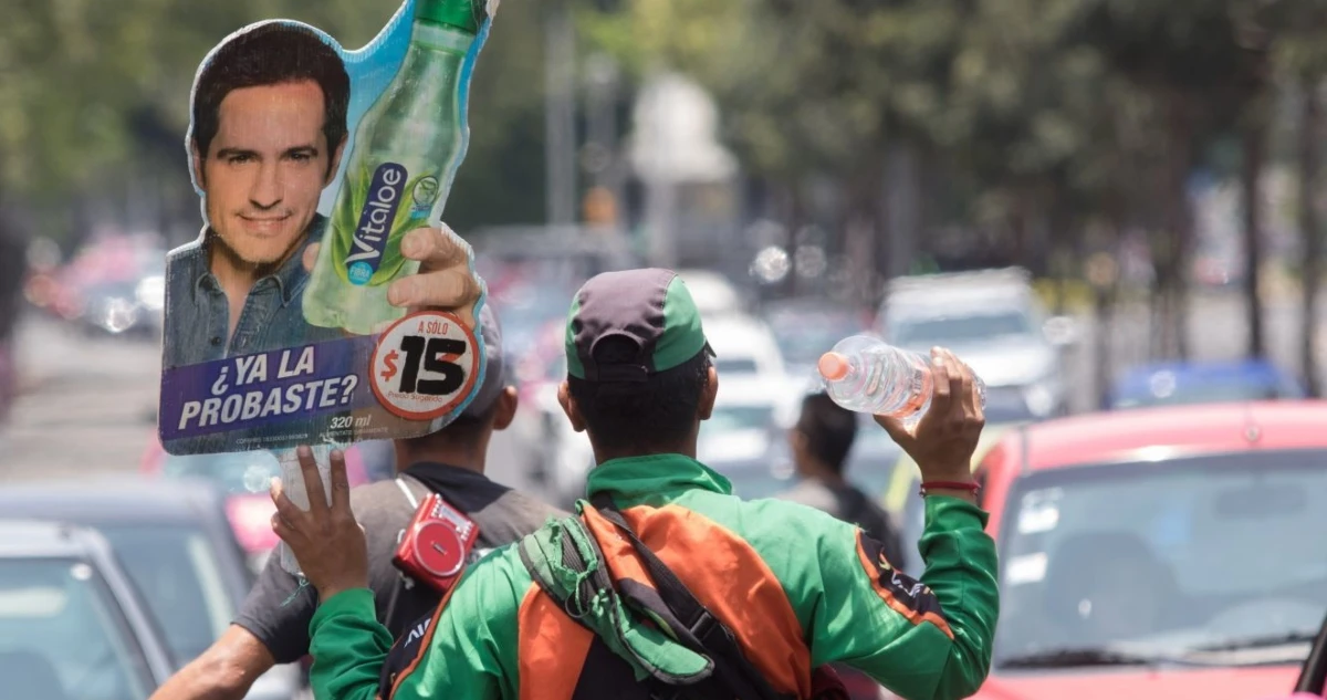 El IMSS alerta sobre el consumo de bebidas energéticas: causan obesidad, diabetes...