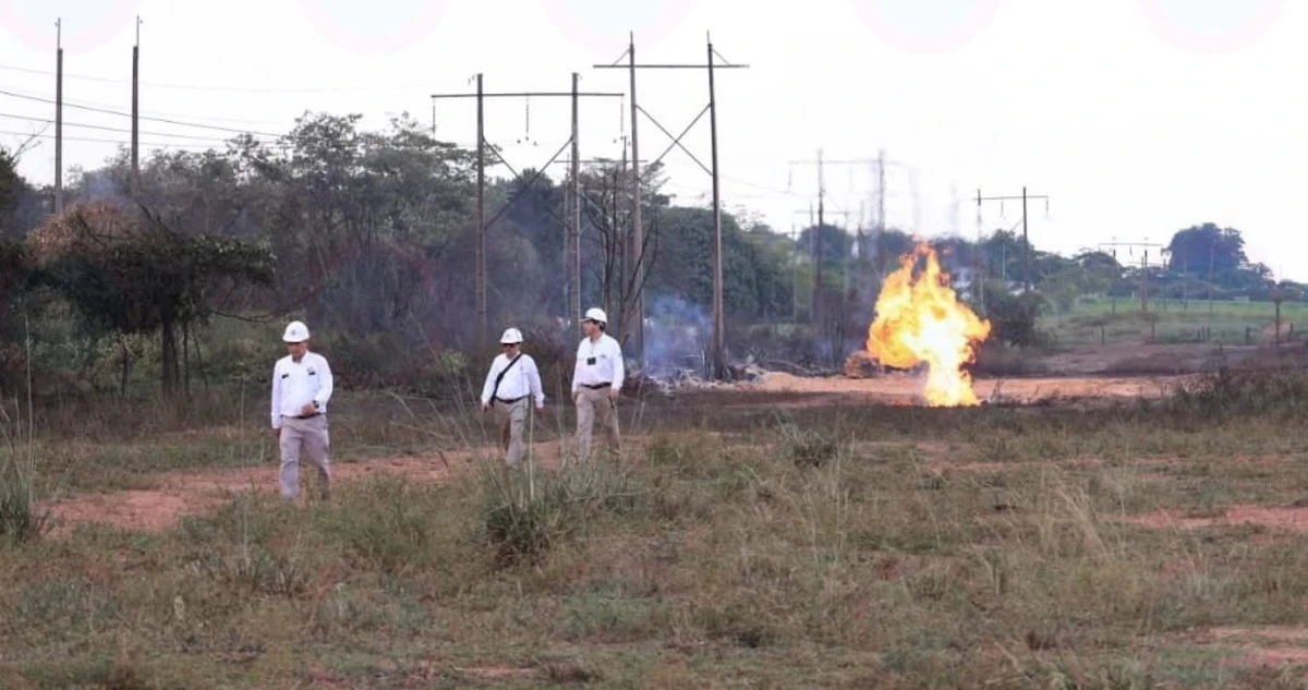 Incendio en gasoducto de Chiapas deja 5 militares lesionados; Pemex controla el fuego