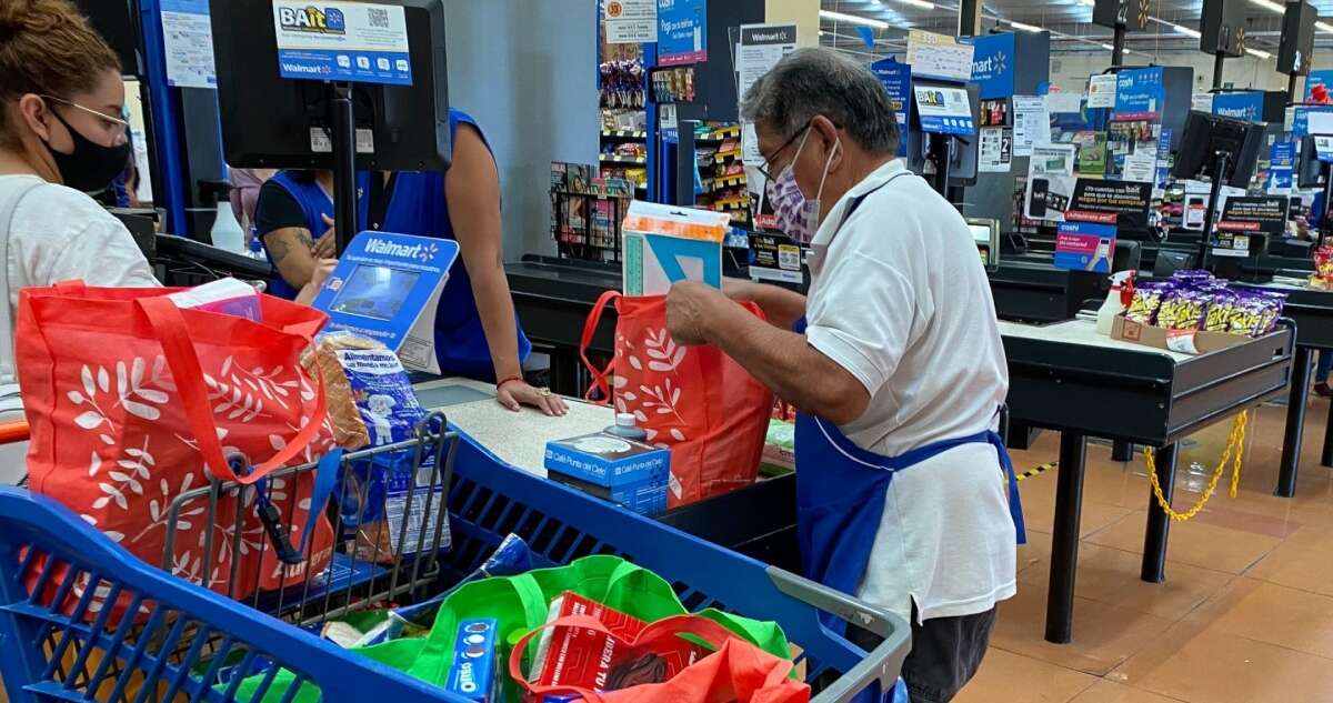 La Cofece multa a Walmart y le impone medidas para eliminar abusos contra proveedores