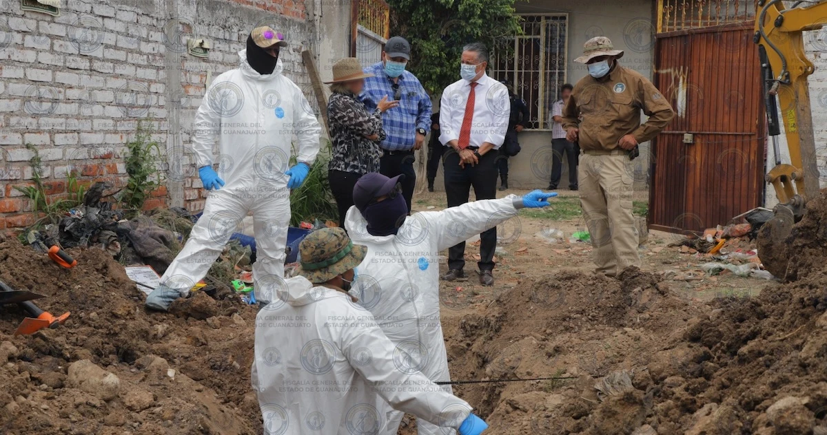 La Fiscalía de Guanajuato confirma el hallazgo de 32 cuerpos en una fosa de Irapuato