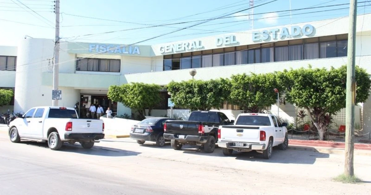 Dos de los juniors señalados por violación tumultuaria se entregan a FGE de Campeche
