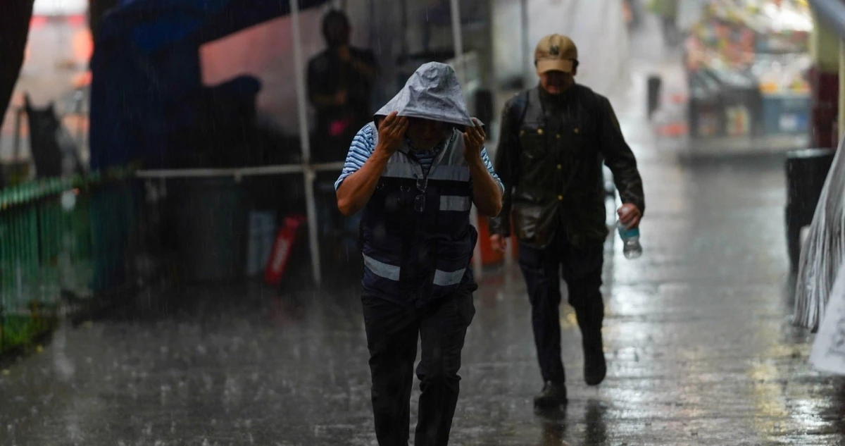 Protección Civil activa doble alerta por lluvias en las 16 alcaldías de la CdMx