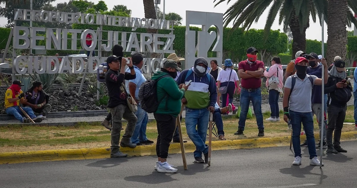 ENTREVISTA ¬ Maestros rechazaron 2 citas con Claudia, prefirieron bloqueos: Cravioto