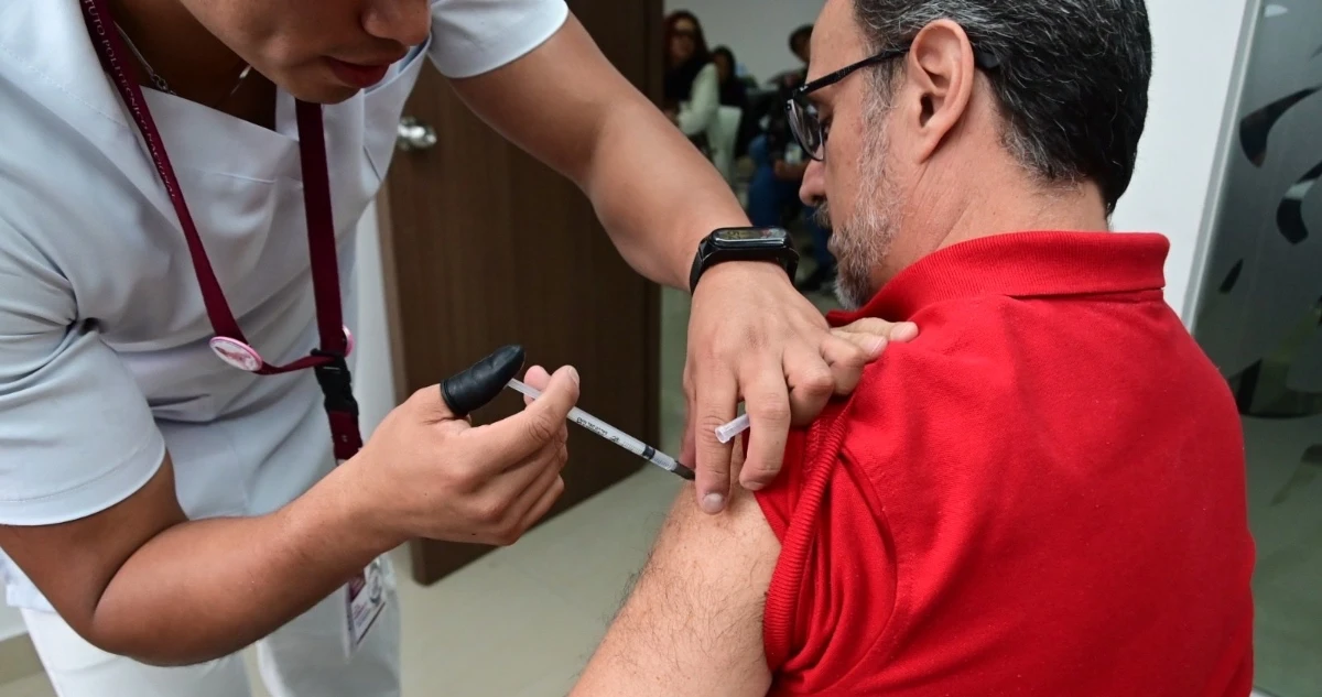 Salud abre centros de vacunación en CdMx: ¿Cuándo y a dónde asistir para protegerte?