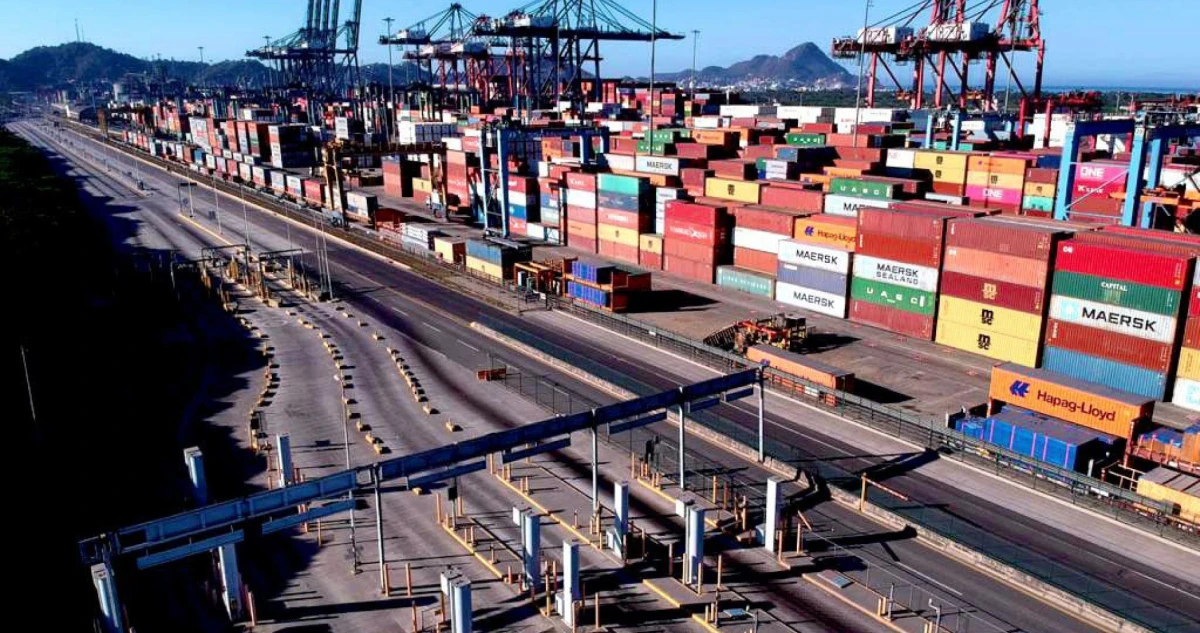 Exportaciones mexicanas a EU logran récord en mayo pese a aranceles de Trump