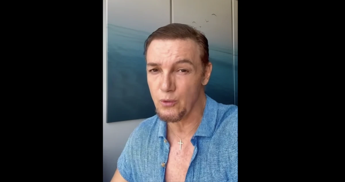 VIDEO ¬ Padre de hijo de #LadyRacista se disculpa en nombre de adolescente de 16 años