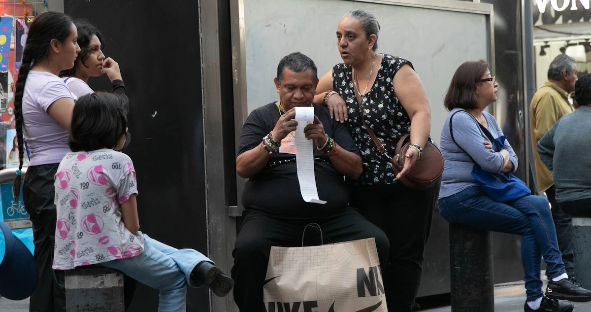 ¡No tires el ticket! Profeco da 5 razones para conservar tus comprobantes de compra