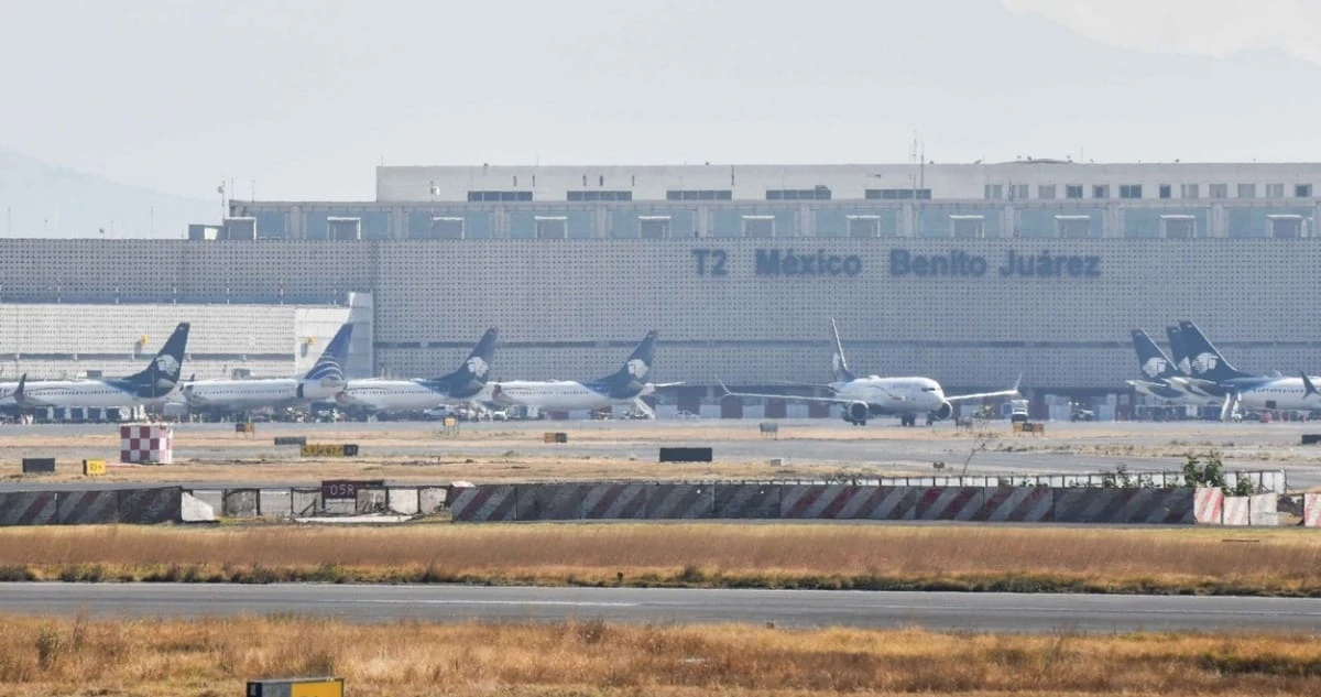 Lluvia en CdMx afecta operaciones del AICM; Viva Aerobus anuncia suspensión de vuelos