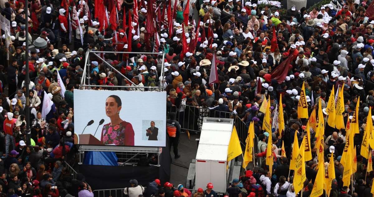 La SSC-CdMx detiene a 14 personas por robar celulares y carteras en evento de Claudia