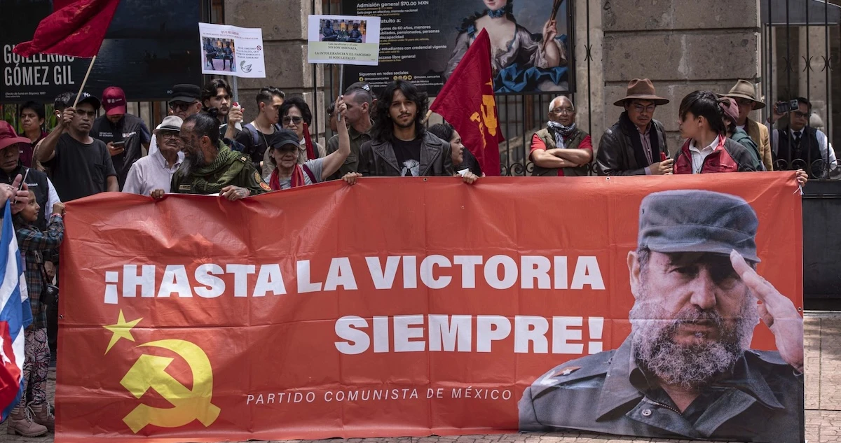 Vecinos de la Tabacalera protestan para exigir regreso de esculturas de Fidel y 