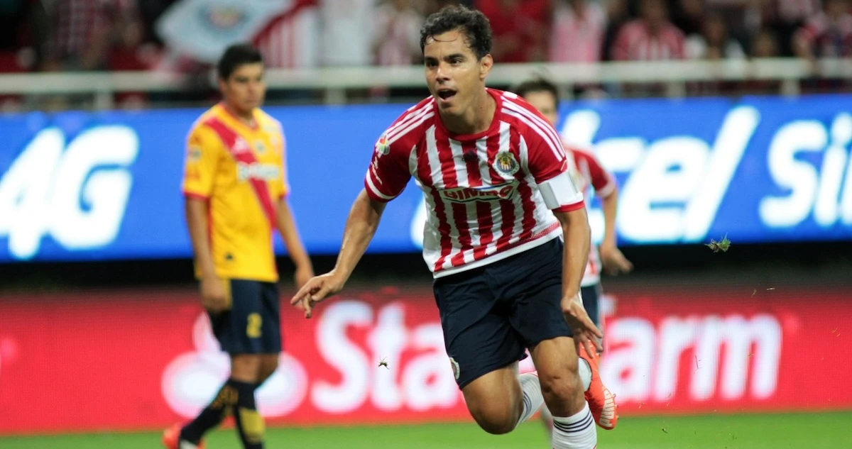 Omar Bravo, ídolo de Chivas, cae en un fango de acusaciones por abuso sexual a menor