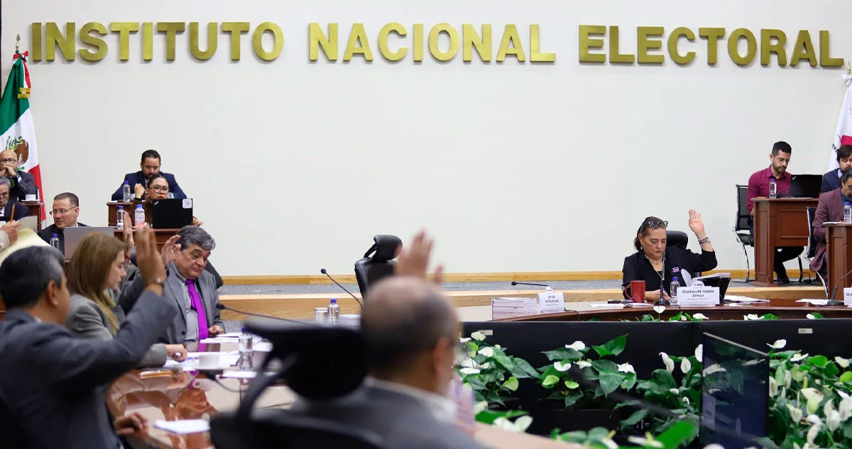 El INE anula la elección de 37 magistraturas; no cumplieron con el promedio requerido