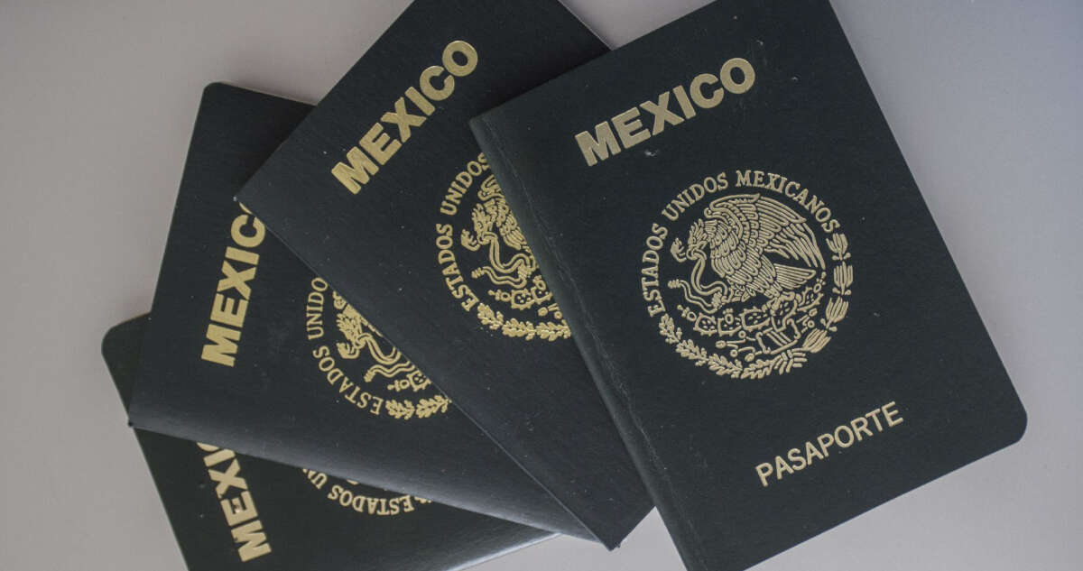 La SRE revela costos del pasaporte para 2025; checa precios, descuentos y requisitos