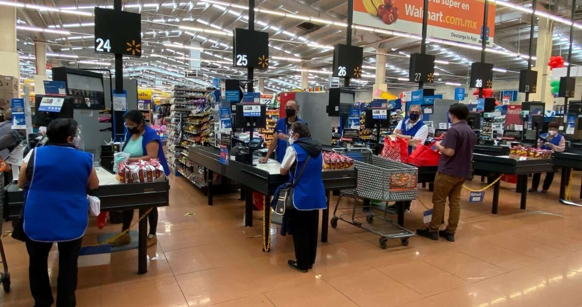 Walmart anuncia venta de vacunas contra COVID-19, influenza, VPH y otras enfermedades