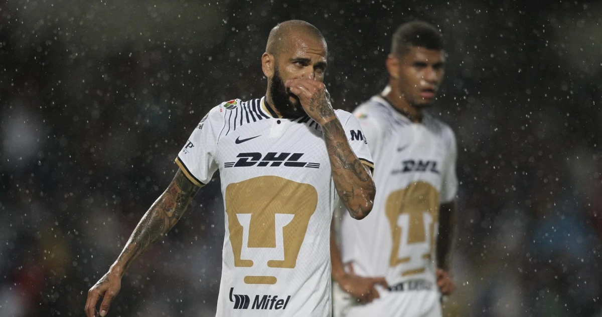Dani Álves pierde litigio contra el club Pumas; deberá pagar indemnización millonaria