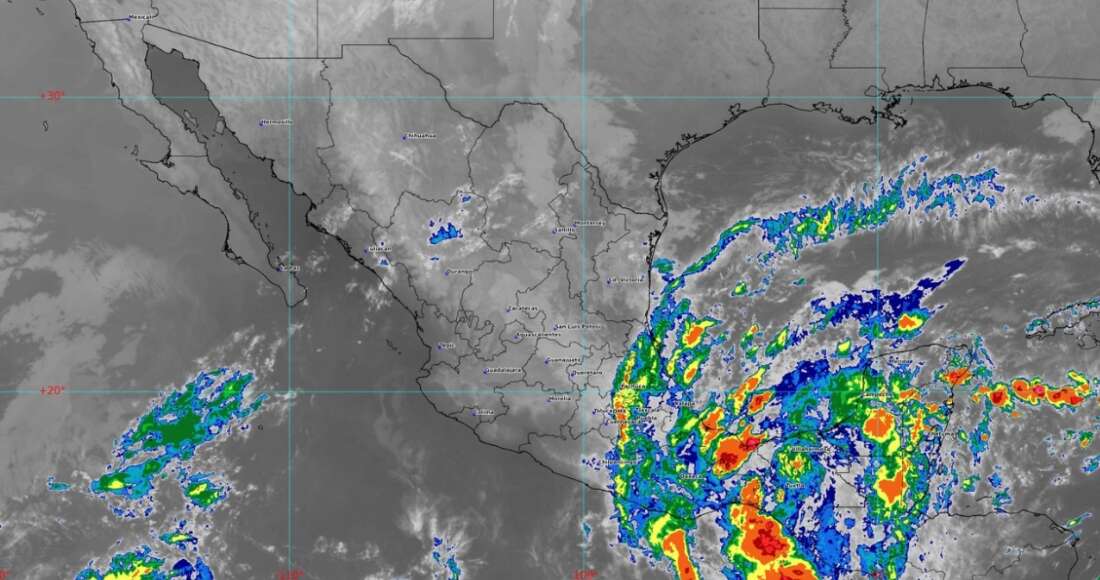 “Nadine” impacta en el sureste de México; provocará lluvias torrenciales en 3 estados