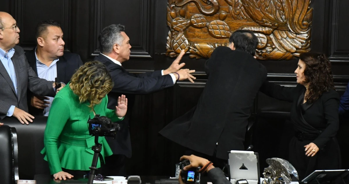 Lo que pasó ayer muestra lo que es el PRIAN: Sheinbaum; 