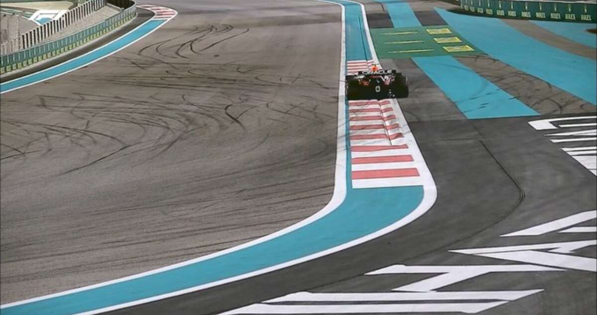 Checo salva clasificación en GP de Abu Dhabi y saldrá en el 10; McLaren gana la pole