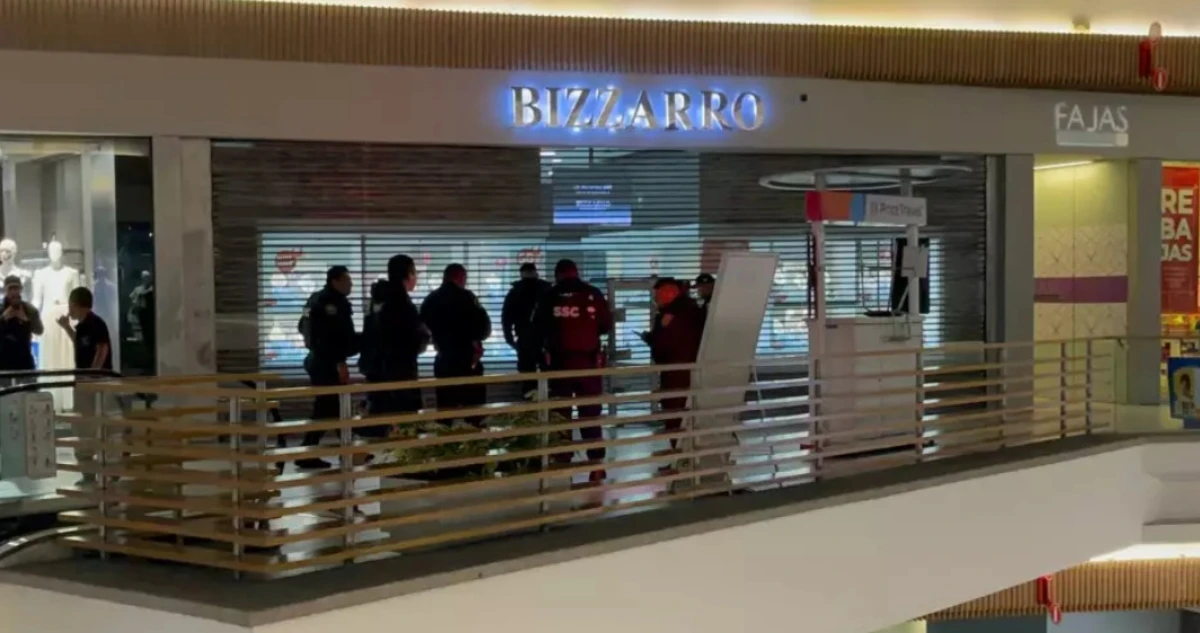 Sujeto asalta una joyería en centro comercial de Patriotismo en Benito Juárez