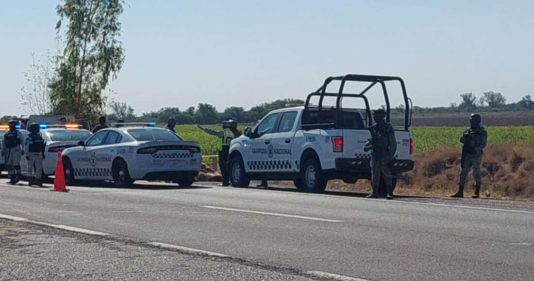 Siete cadáveres con huellas de tortura son abandonados en vía de Culiacán; FGE indaga