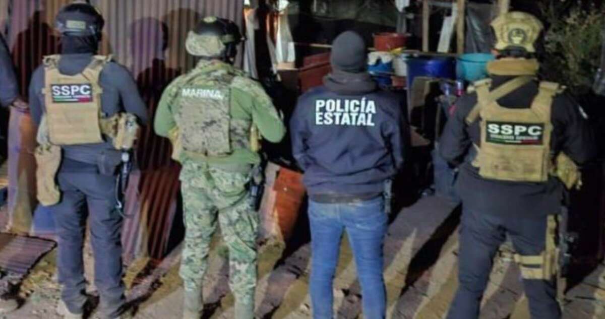 Fuerzas federales desmantelan narcolaboratorio en San Juan de las Manzanas, Edomex