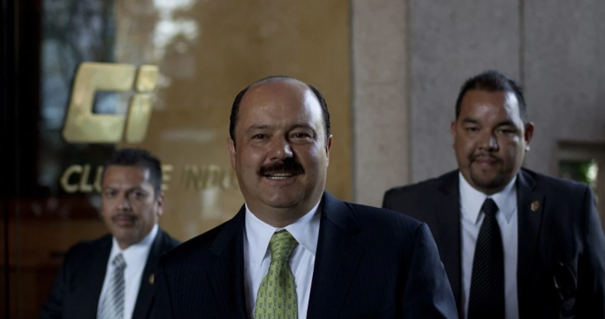Juez exonera al exgobernador César Duarte de adquirir 50 propiedades en EU