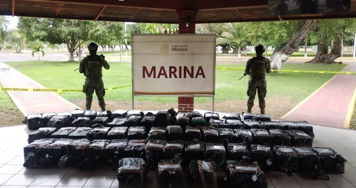 Marina asegura 1.28 toneladas de cocaína en costas de Michoacán con valor de 310 mdp