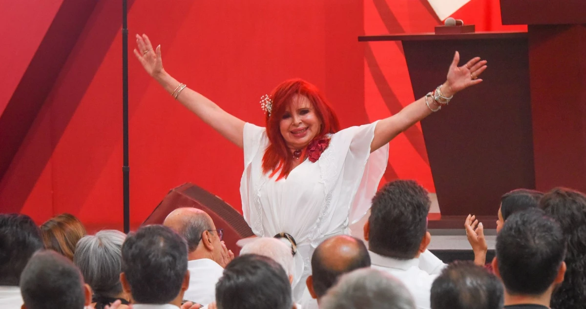 Layda Sansores regala chocolates de MrBeast en informe; agradece promoción a Campeche