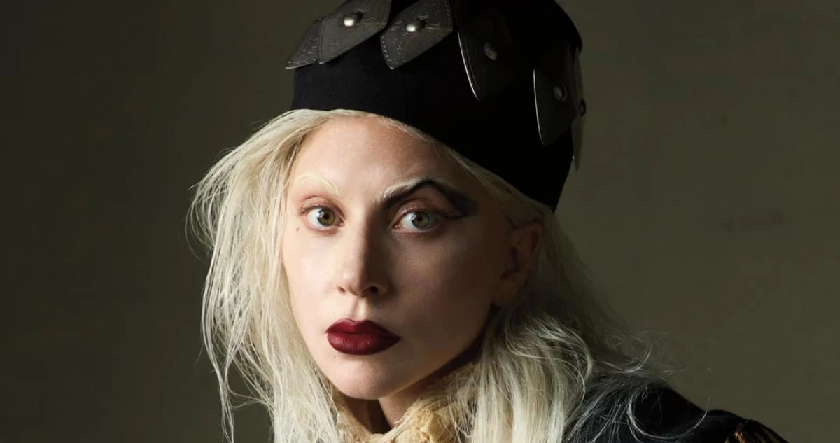Lady Gaga estrena VIDEO grabado en la Isla de las Muñecas y dirigido por Tim Burton